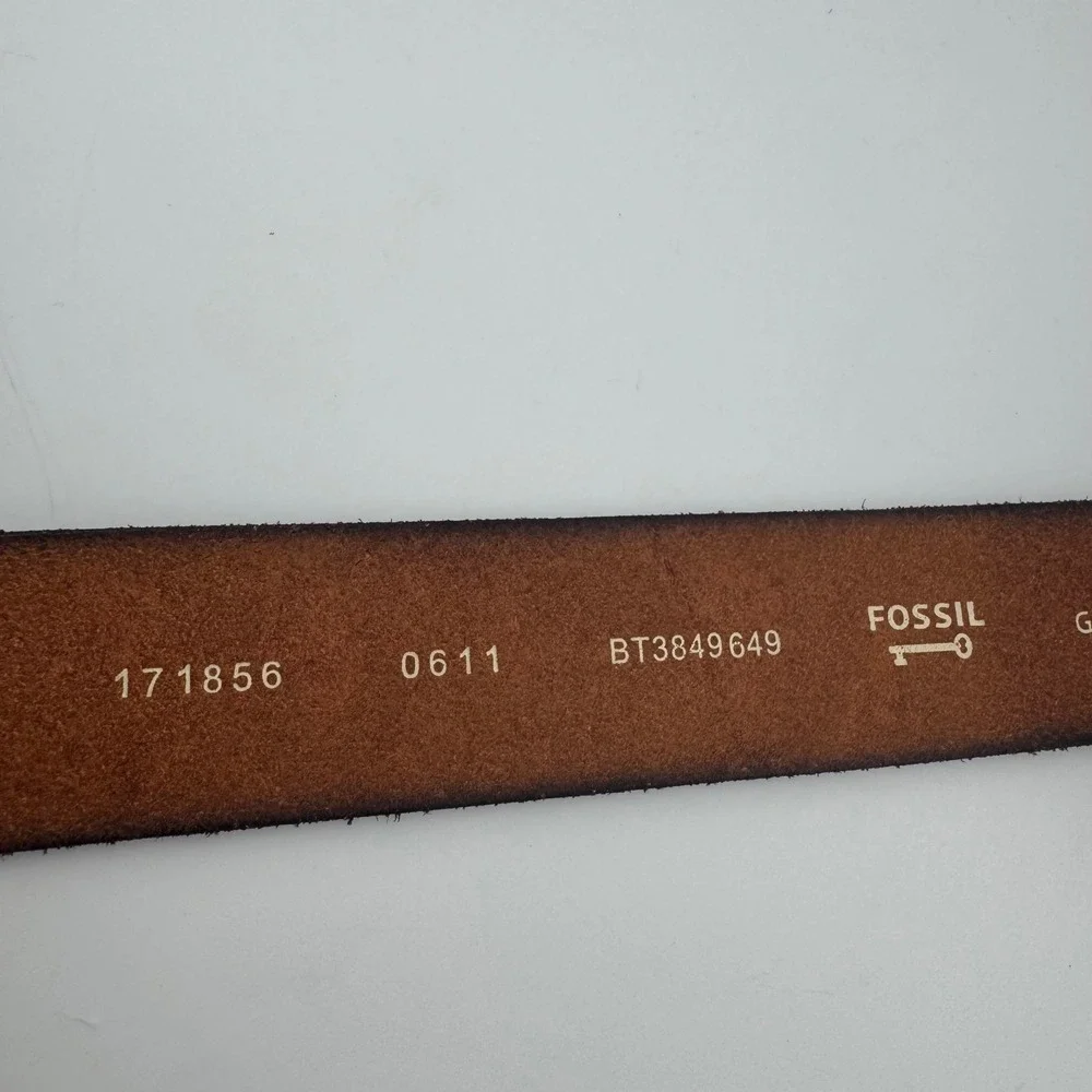 Fossil genuine leather